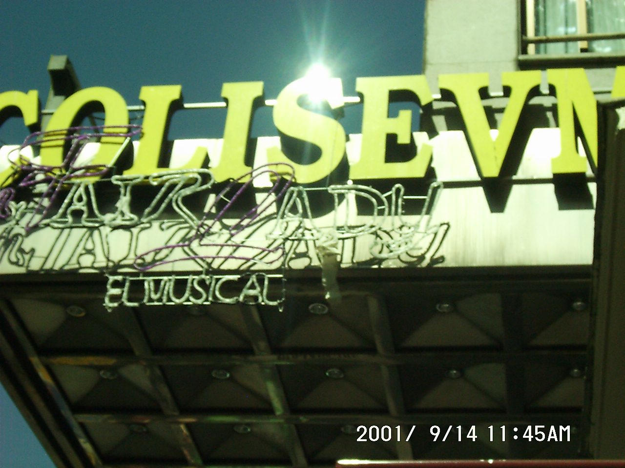 Proyecto rótulo marquesina cine Coliseum en el centro de Madrid