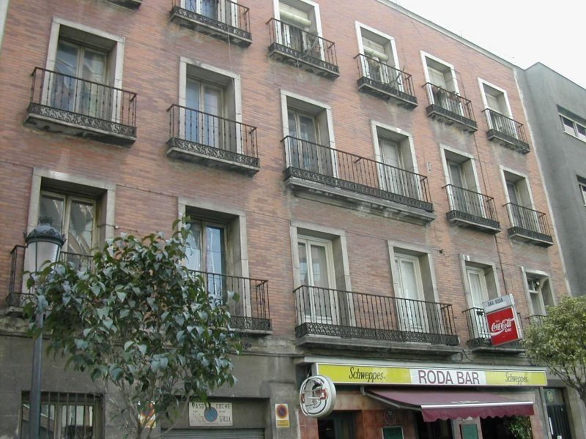 Reparación de estructura de madera en edificio de Madrid