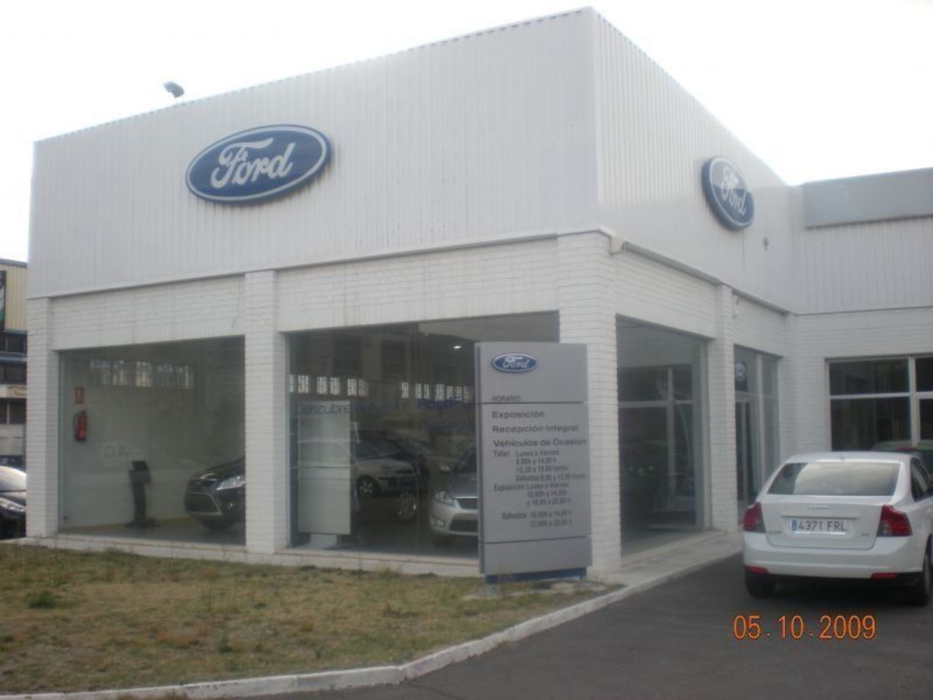Proyecto de apertura de taller y venta de coches Ford en Fuenlabrada