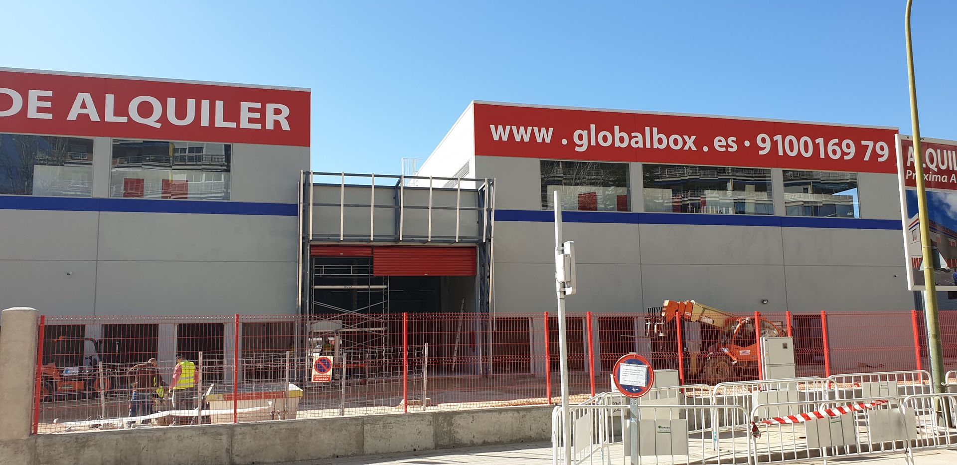 Edificio de trasteros GLOBAL BOX en Torrejón de Ardoz